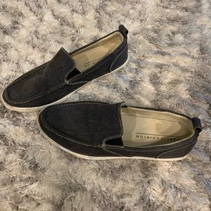 Public Opinion men’s Shoes sz 10.5